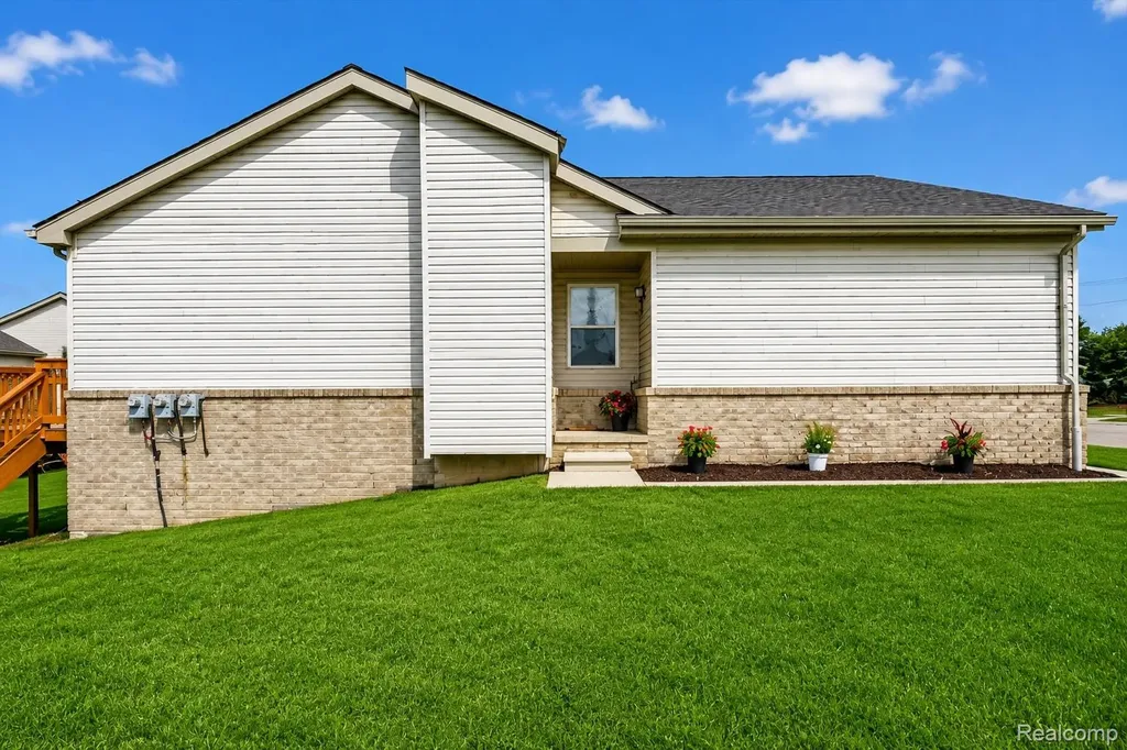 2011 Murray Street Mundy Township MI 48439