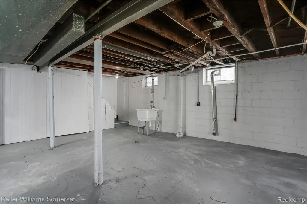 15431 Cruse Street Detroit City MI 48227