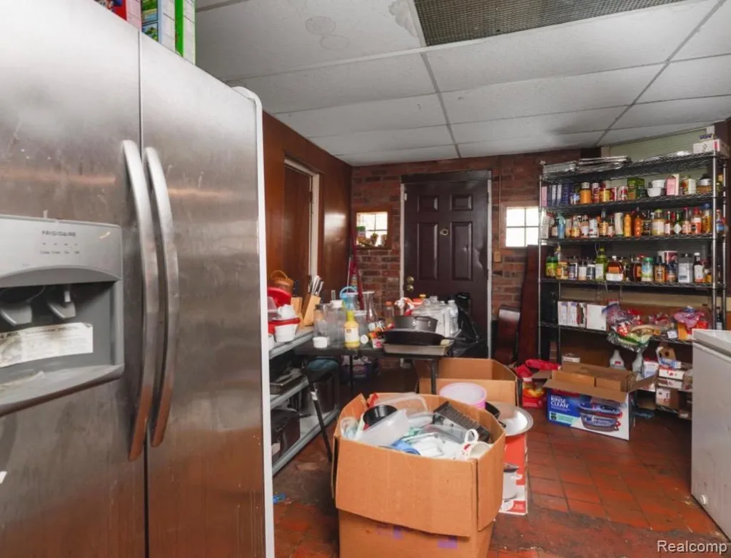11119 Whitehill Street Detroit City MI 48224