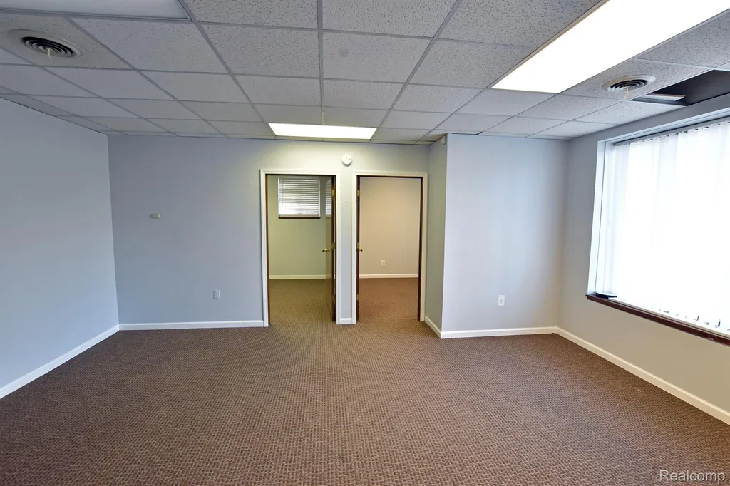 311 Southbound Gratiot Avenue Mt. Clemens City MI 48043