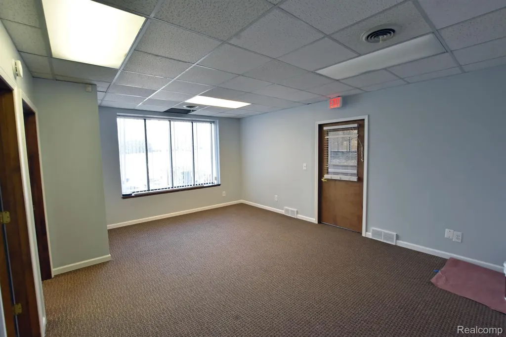 311 Southbound Gratiot Avenue Mt. Clemens City MI 48043