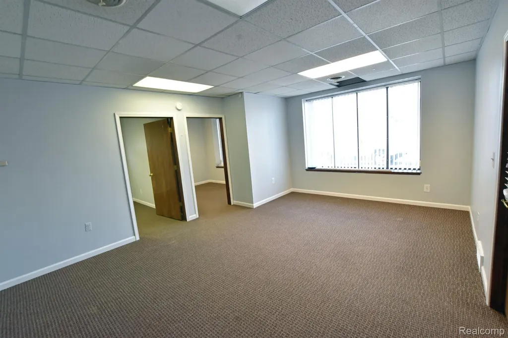 311 Southbound Gratiot Avenue Mt. Clemens City MI 48043
