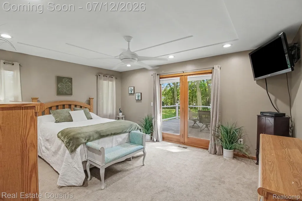 9828 Whisperwood Lane Green Oak Township MI 48116