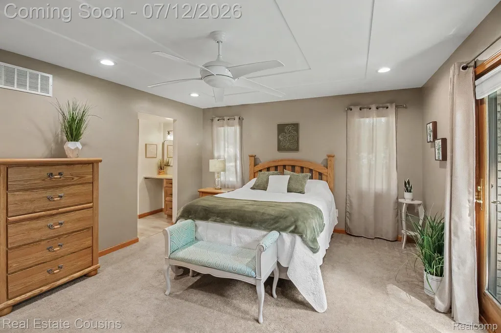 9828 Whisperwood Lane Green Oak Township MI 48116