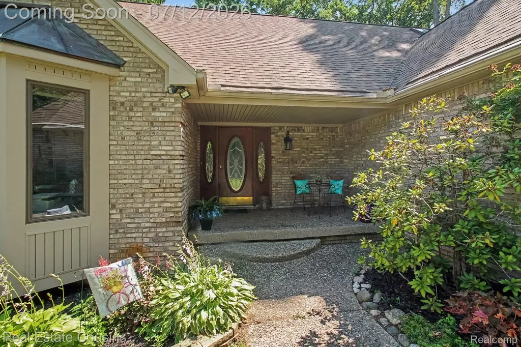 9828 Whisperwood Lane Green Oak Township MI 48116