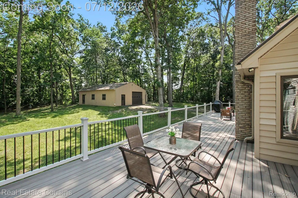 9828 Whisperwood Lane Green Oak Township MI 48116
