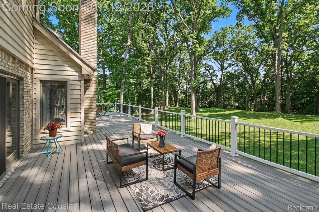 9828 Whisperwood Lane Green Oak Township MI 48116
