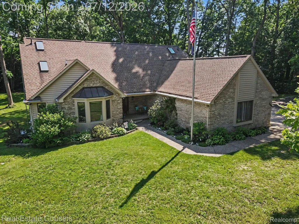 9828 Whisperwood Lane Green Oak Township MI 48116