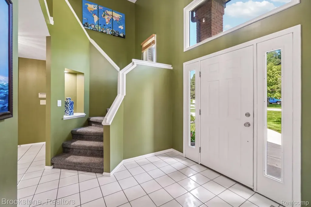 6423 Southampton Drive Independence Charter Township MI 48346