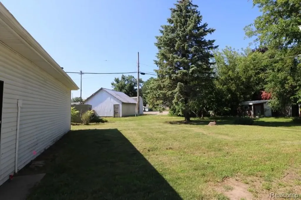 117 E Main Street Forest Township MI 48463
