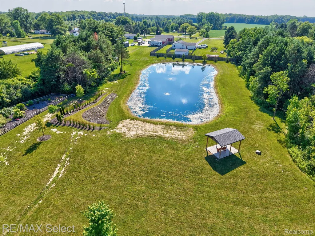 3309 S Vassar Road Davison Township MI 48423
