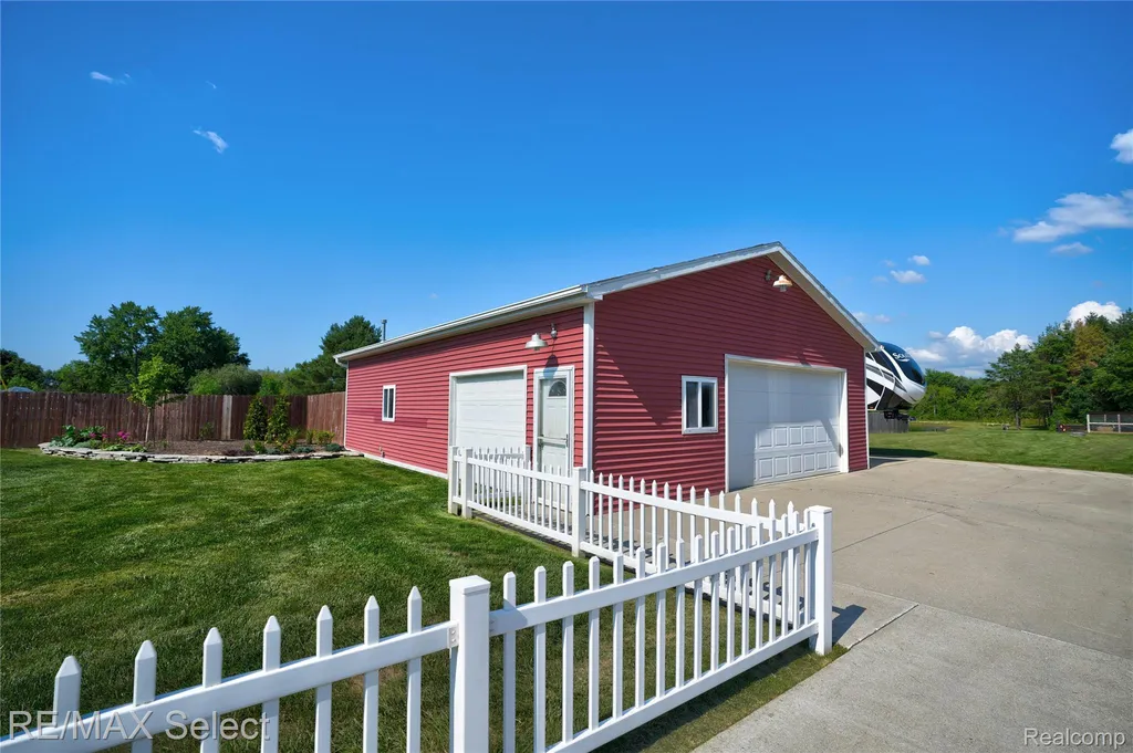3309 S Vassar Road Davison Township MI 48423