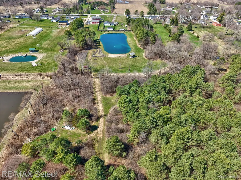 3309 S Vassar Road Davison Township MI 48423