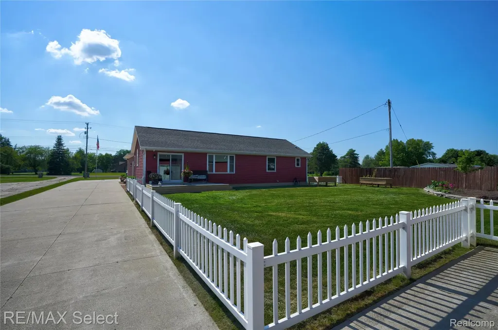 3309 S Vassar Road Davison Township MI 48423