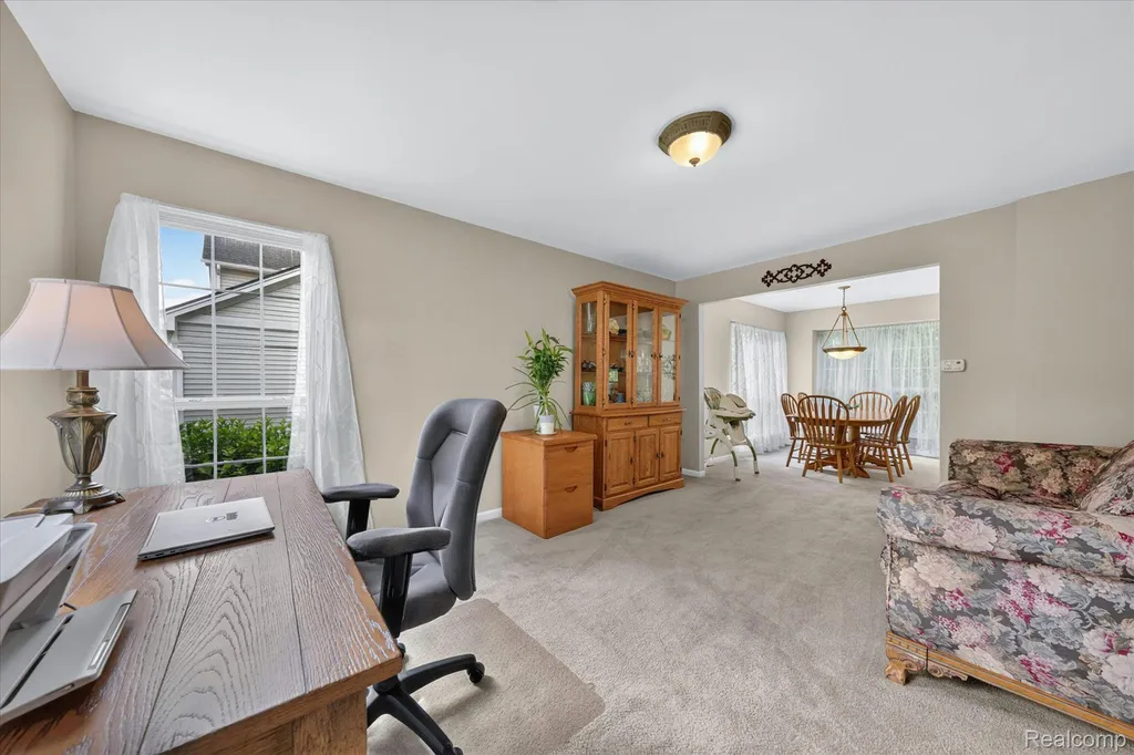 827 Westbrooke Drive South Lyon City MI 48178