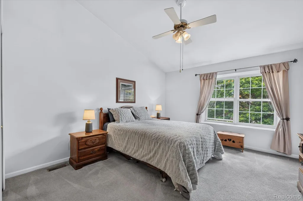 827 Westbrooke Drive South Lyon City MI 48178