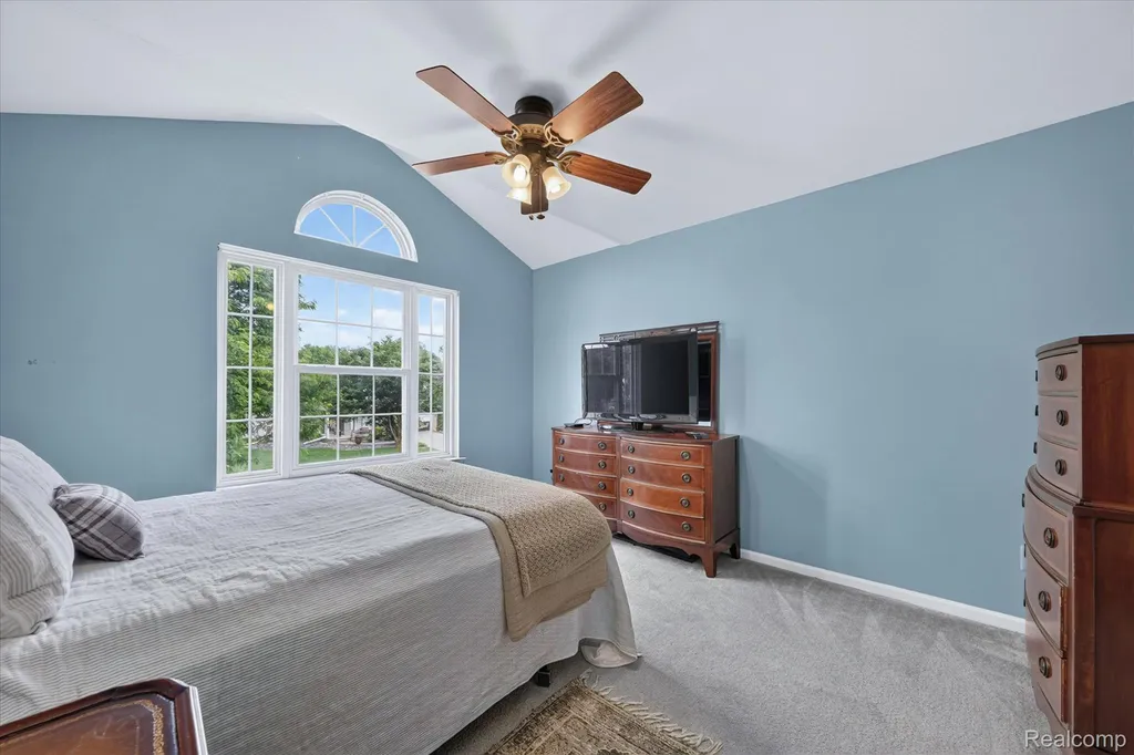 827 Westbrooke Drive South Lyon City MI 48178