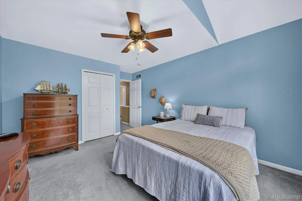 827 Westbrooke Drive South Lyon City MI 48178