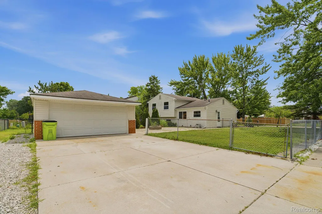 23254 Croft Avenue Flat Rock City MI 48134