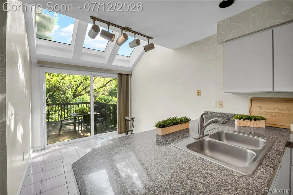 37418 Legends Trail Drive Farmington Hills City MI 48331