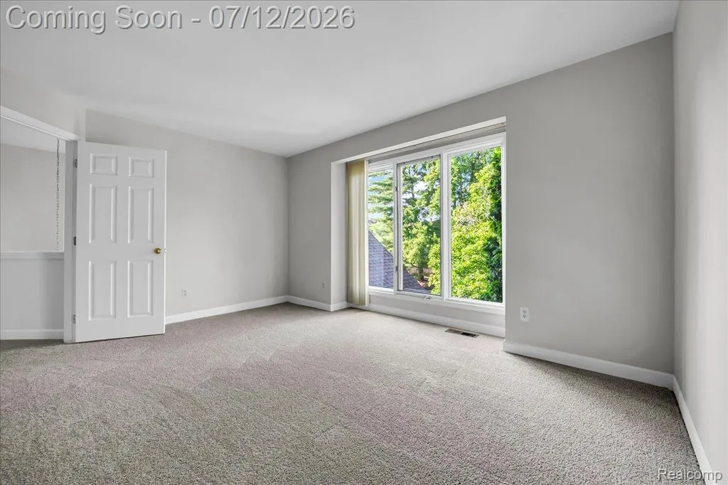 37418 Legends Trail Drive Farmington Hills City MI 48331