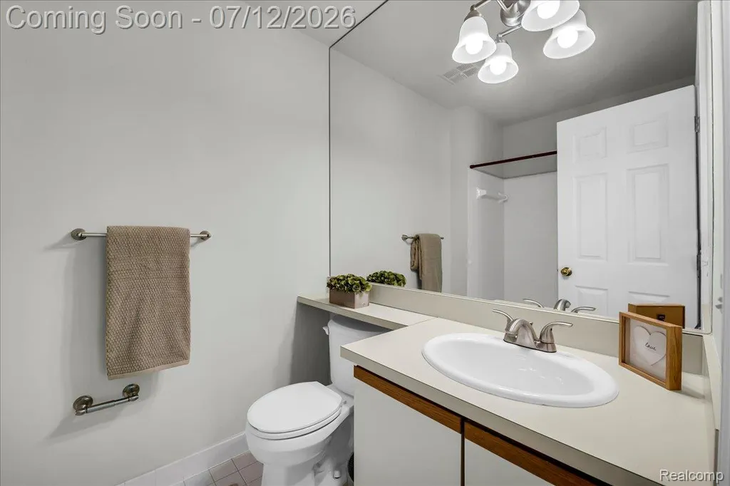 37418 Legends Trail Drive Farmington Hills City MI 48331