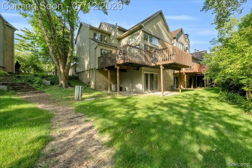 37418 Legends Trail Drive Farmington Hills City MI 48331