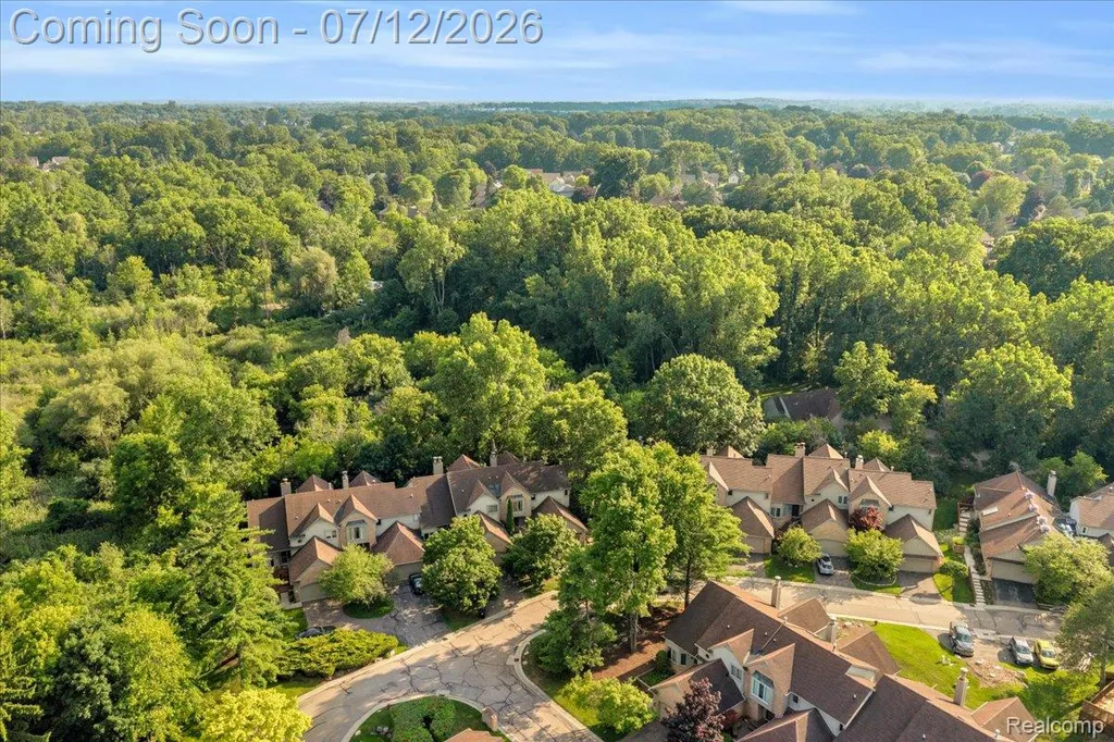 37418 Legends Trail Drive Farmington Hills City MI 48331
