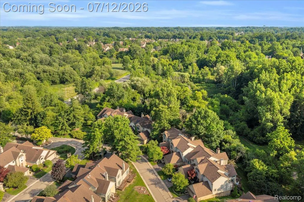 37418 Legends Trail Drive Farmington Hills City MI 48331