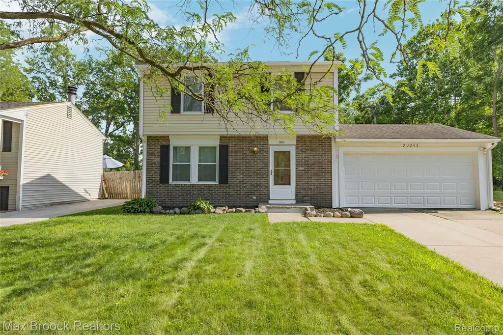 29293 Riveroak Drive Romulus City MI 48174