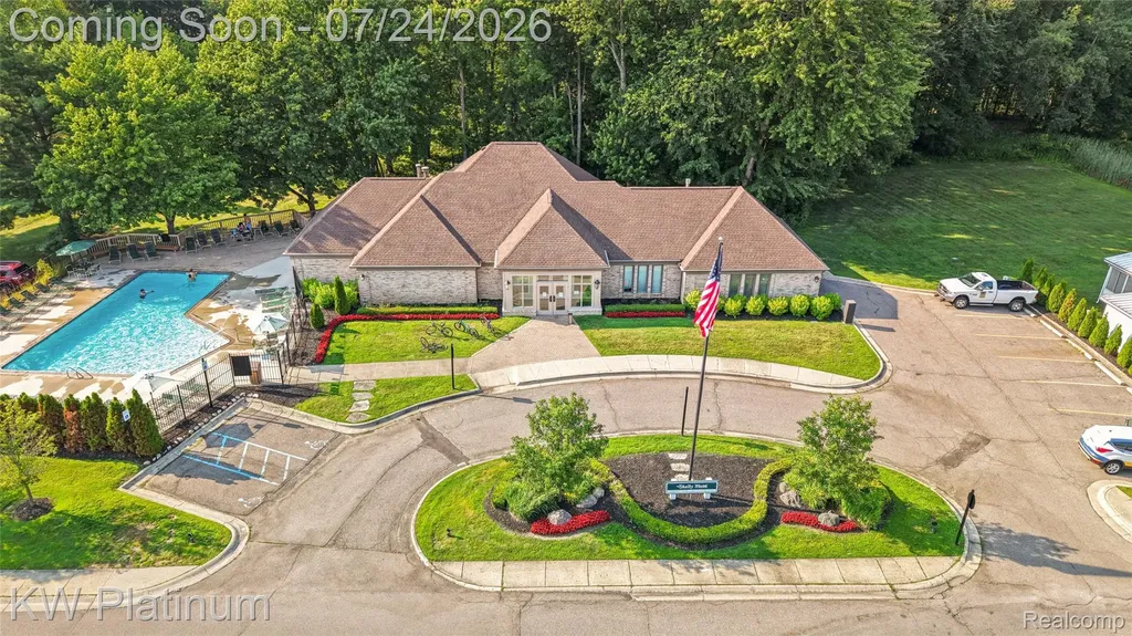 49949 Serenity Lane Shelby Charter Township MI 48315
