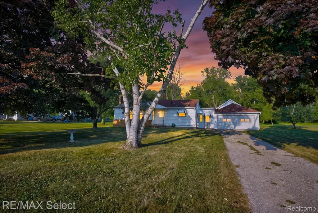 7449 Jennings Road Mundy Township MI 48473