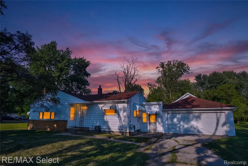 7449 Jennings Road Mundy Township MI 48473
