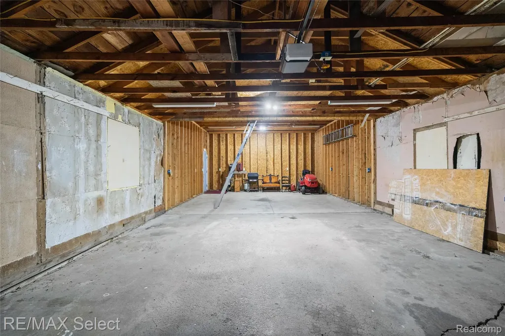 7449 Jennings Road Mundy Township MI 48473