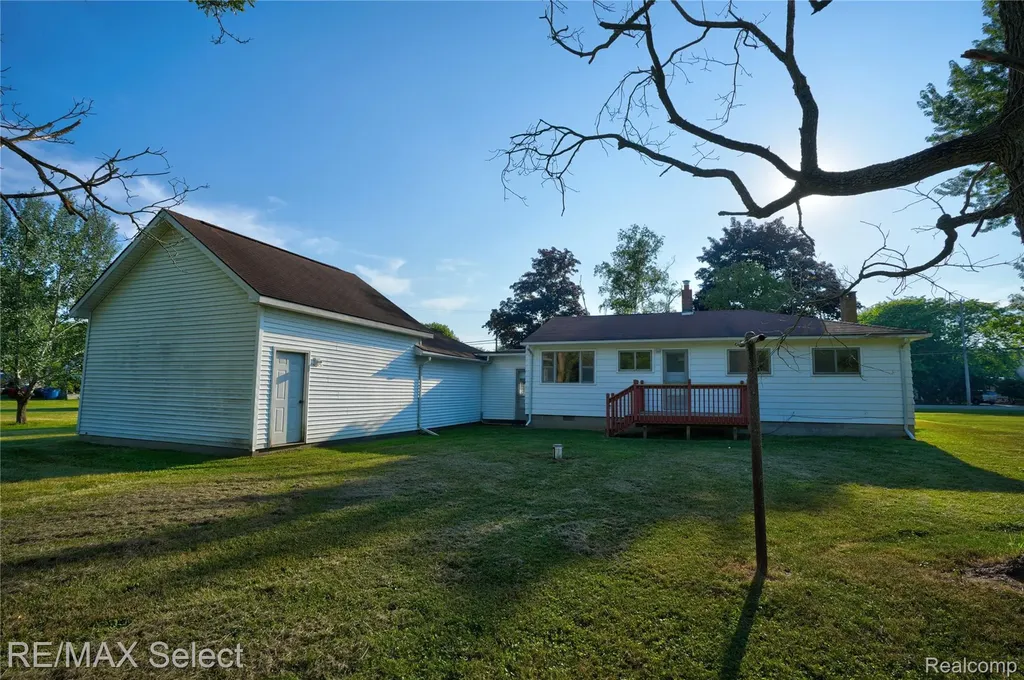 7449 Jennings Road Mundy Township MI 48473