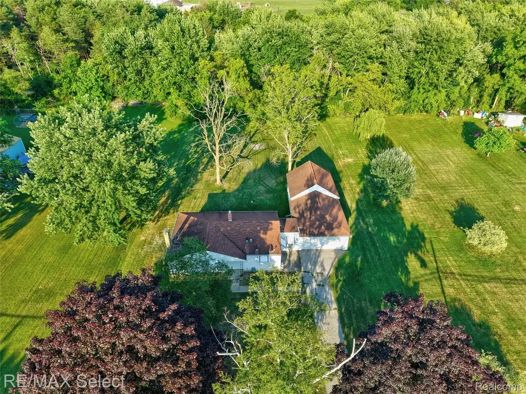 7449 Jennings Road Mundy Township MI 48473