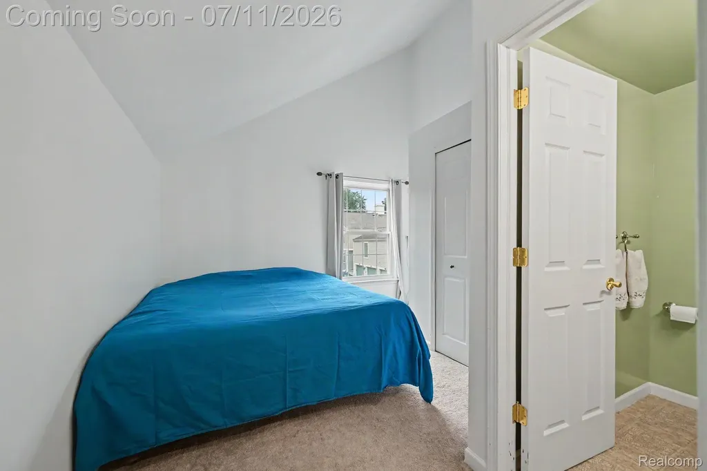 21206 E Glen Haven Circle Novi City MI 48167
