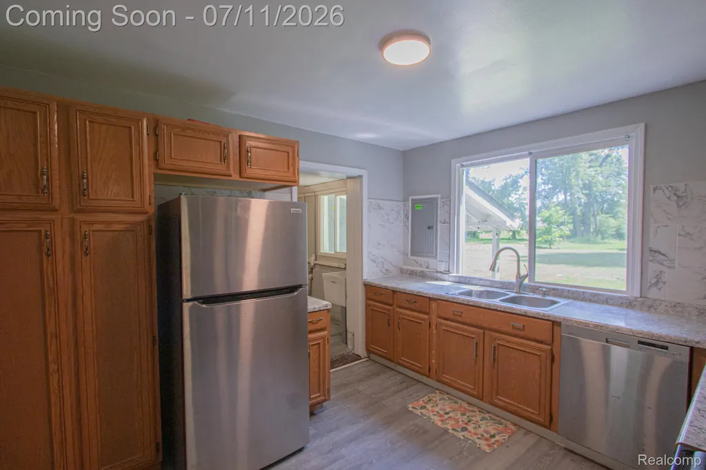 20500 Mckishnie Street Clinton Charter Township MI 48035