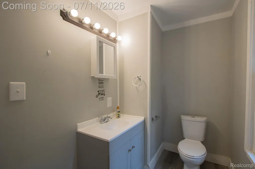 20500 Mckishnie Street Clinton Charter Township MI 48035