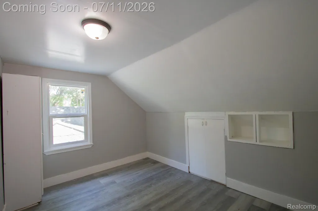 20500 Mckishnie Street Clinton Charter Township MI 48035