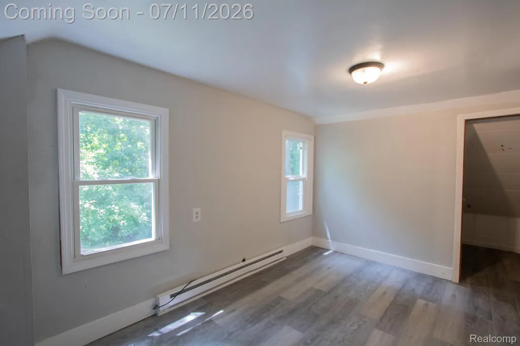 20500 Mckishnie Street Clinton Charter Township MI 48035