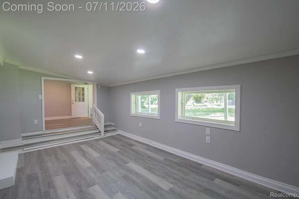 20500 Mckishnie Street Clinton Charter Township MI 48035