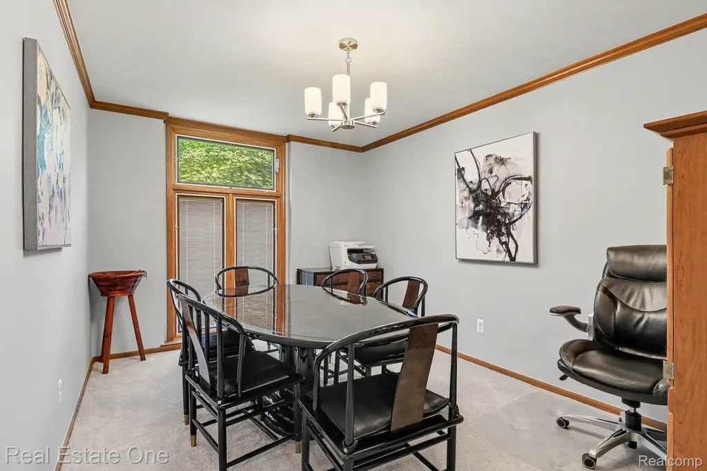 2102 Tuscany Drive Troy City MI 48085