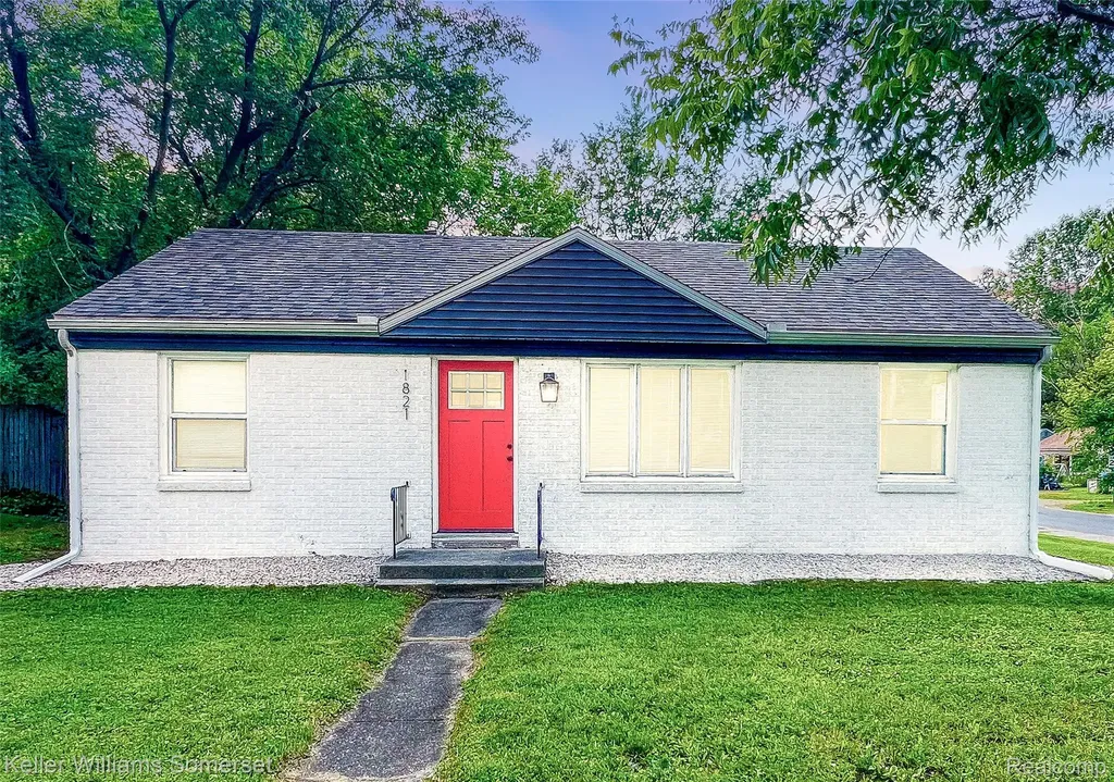 1821 Nazareth Road Kalamazoo Charter Township MI 49048