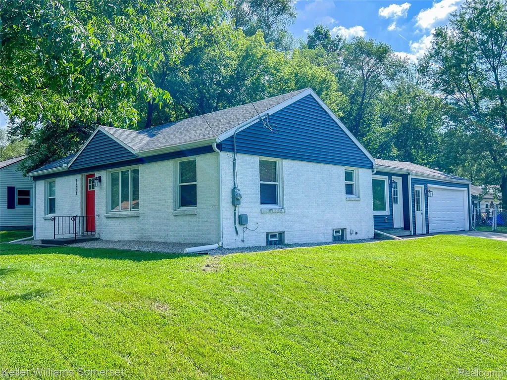 1821 Nazareth Road Kalamazoo Charter Township MI 49048