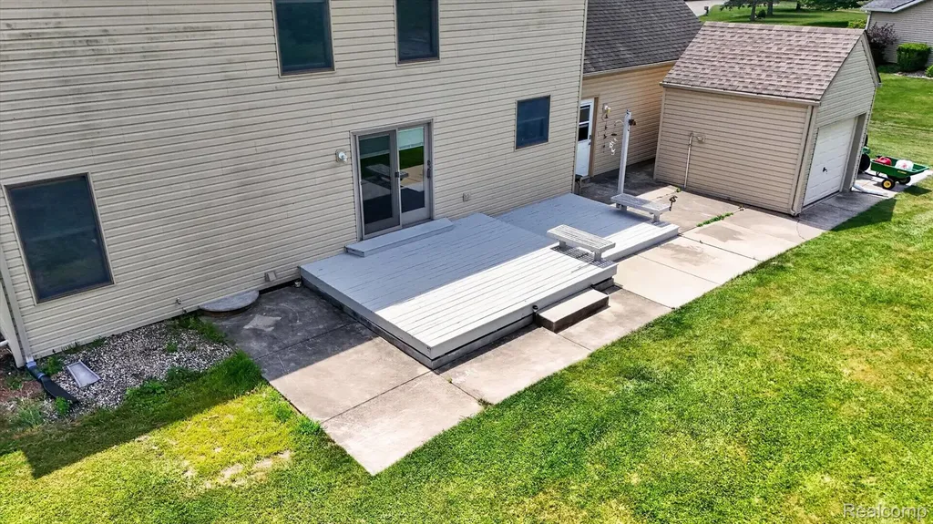 6888 Slawski Drive Handy Township MI 48836