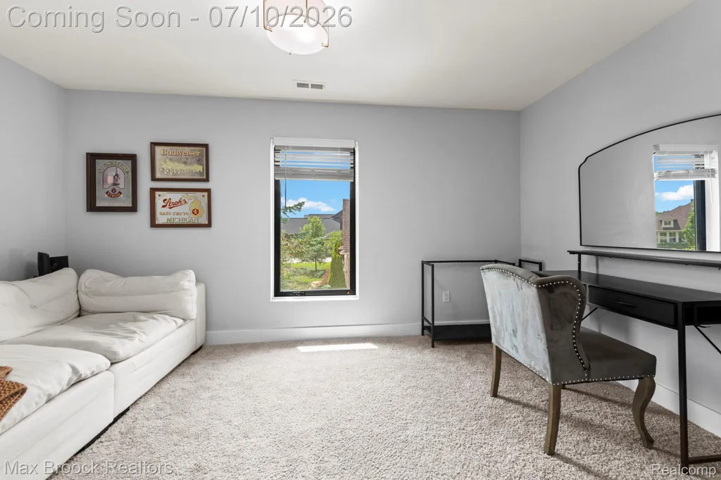 10464 Stoney Point Drive Green Oak Township MI 48178