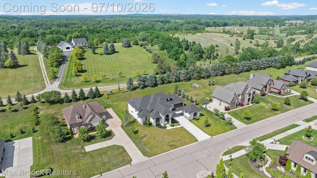 10464 Stoney Point Drive Green Oak Township MI 48178