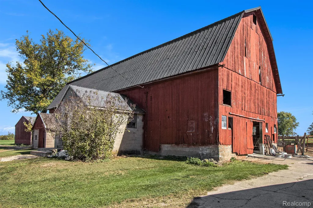 3145 Cedar Lake Road Marion Township MI 48843