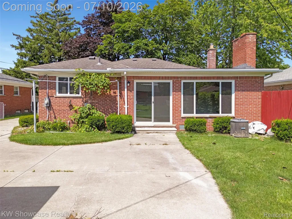 8936 Merriman Road Livonia City MI 48150